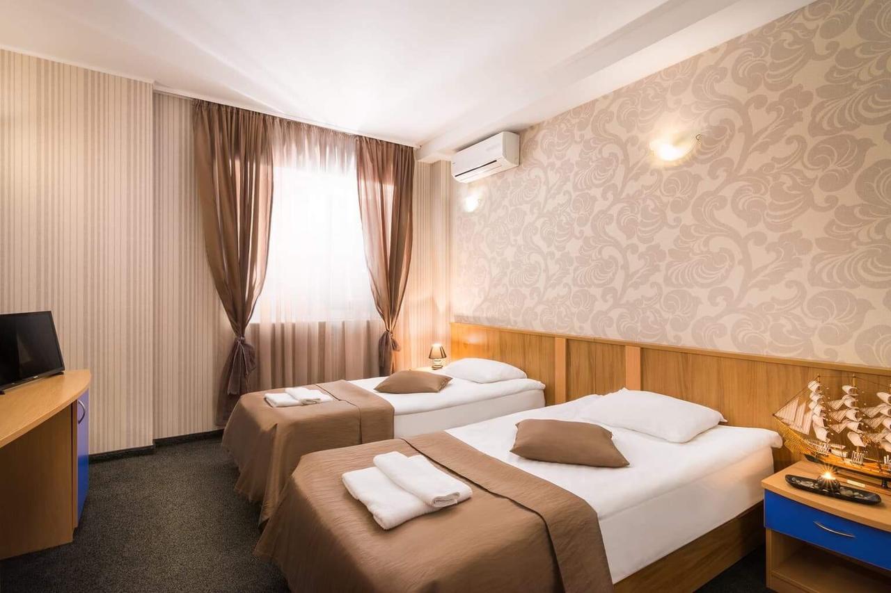 Hotel Central Point Sofia Exterior photo