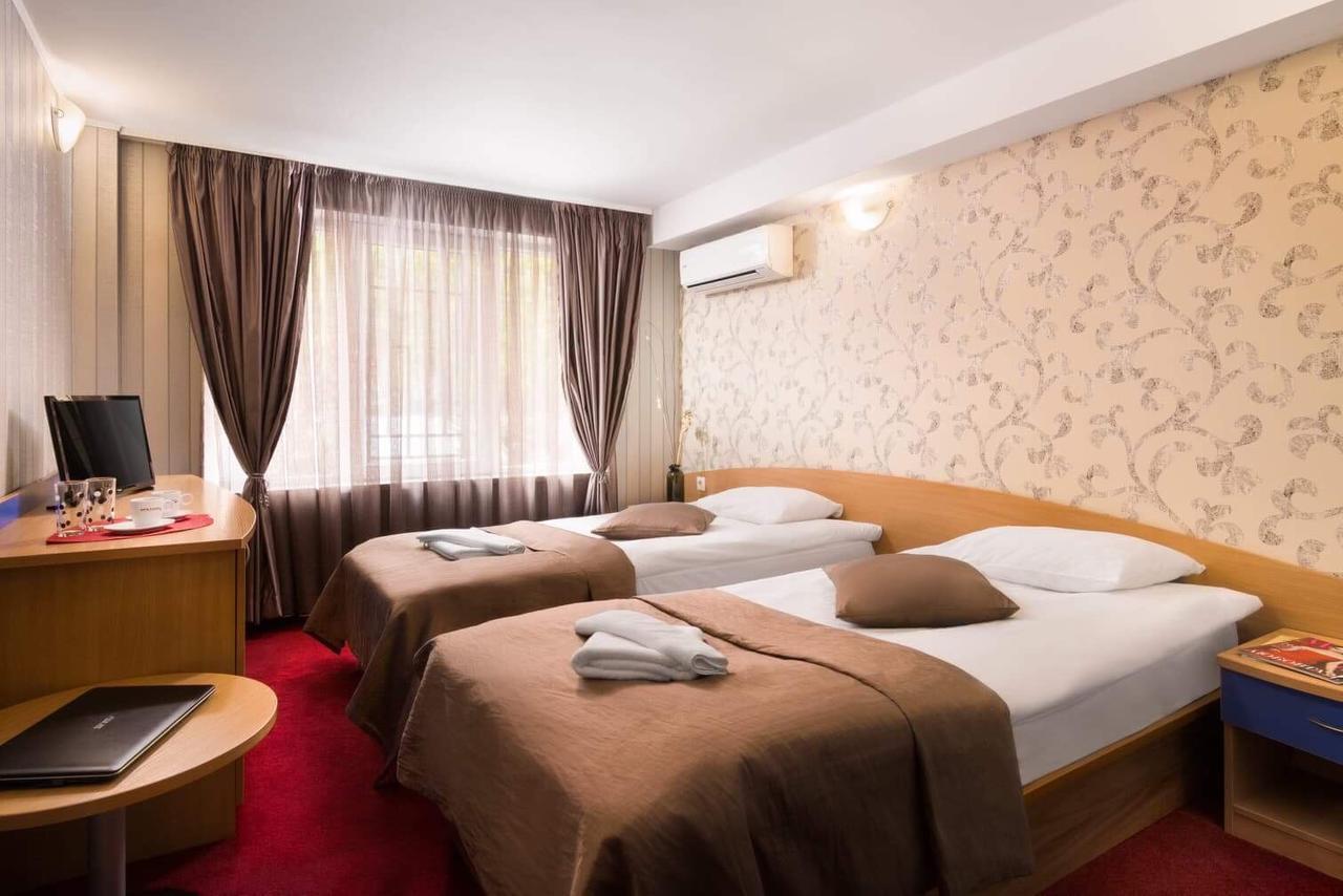 Hotel Central Point Sofia Exterior photo